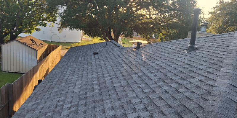 Roofing in Highlands, Texas